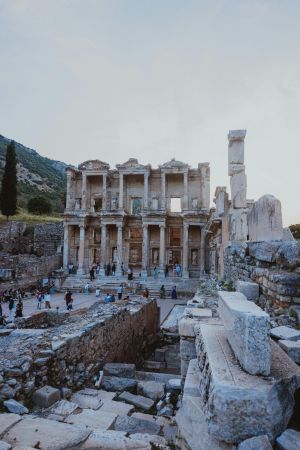 Kusadasi Ephesus Full-Day Tour  for Cruisers with Mary s House, Temple of Artemis and  Lunch